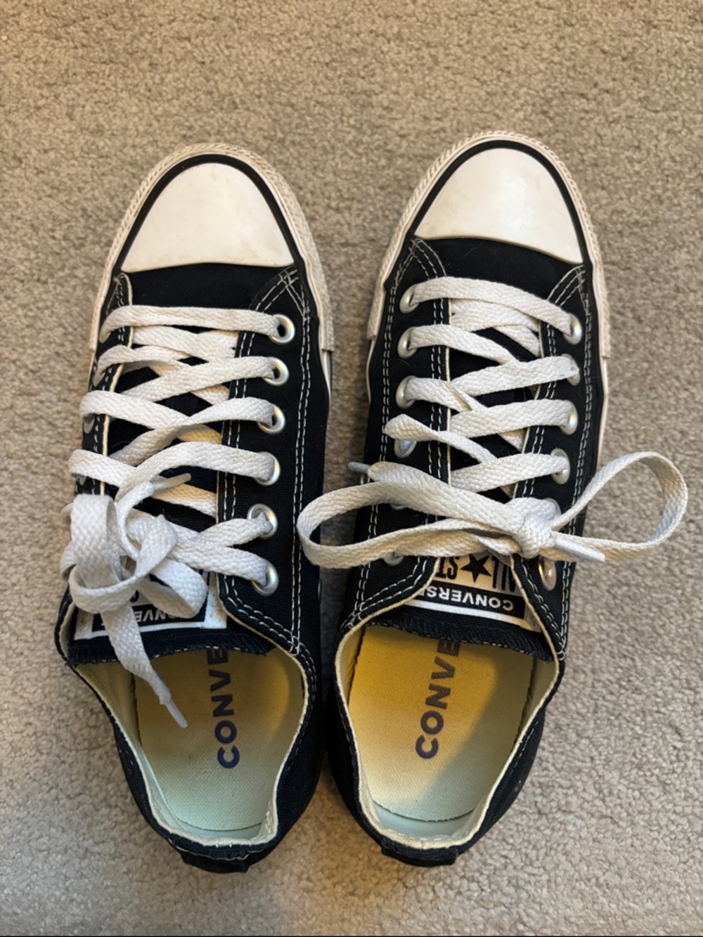 Women’s size 7 Converse all stars. EUC - Picture 3 of 5